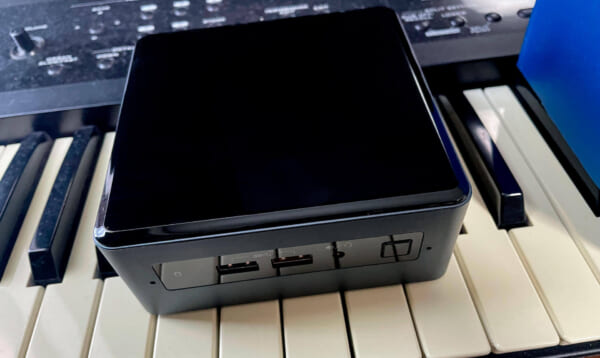NUC8i5BEH